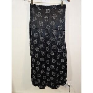 Y2K black satin daisy print skirt grunge indie sleaze SM/MD